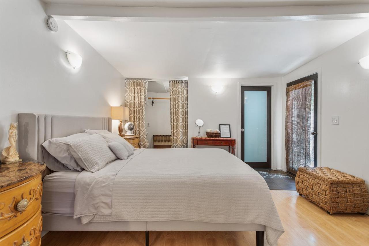 Private Studio City Guest House Los Angeles Exterior photo