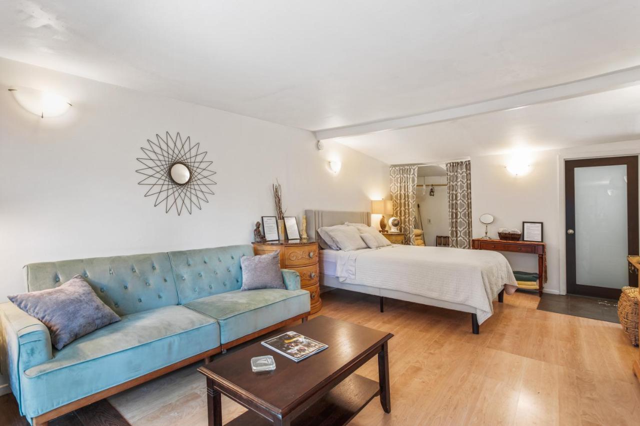 Private Studio City Guest House Los Angeles Exterior photo